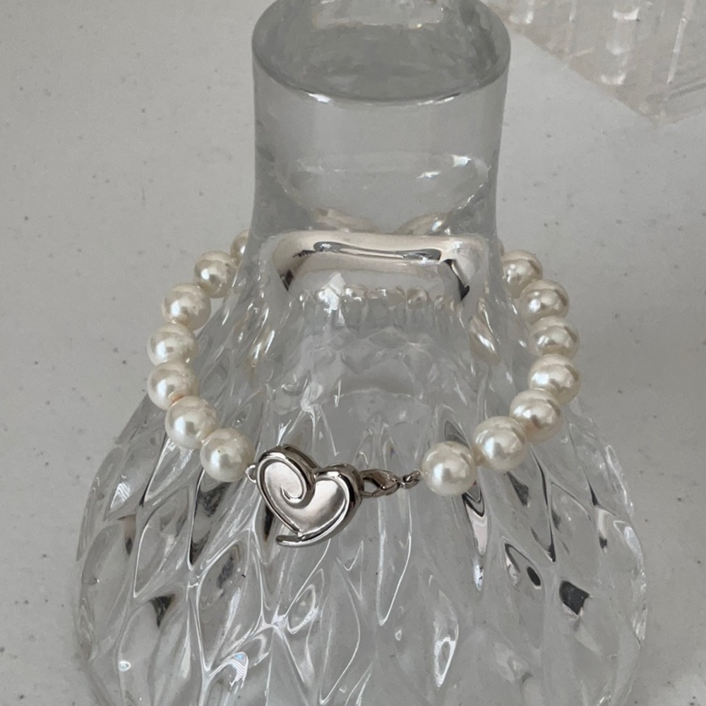 Mary Kay Pearl Bracelet - Picture 1 of 3